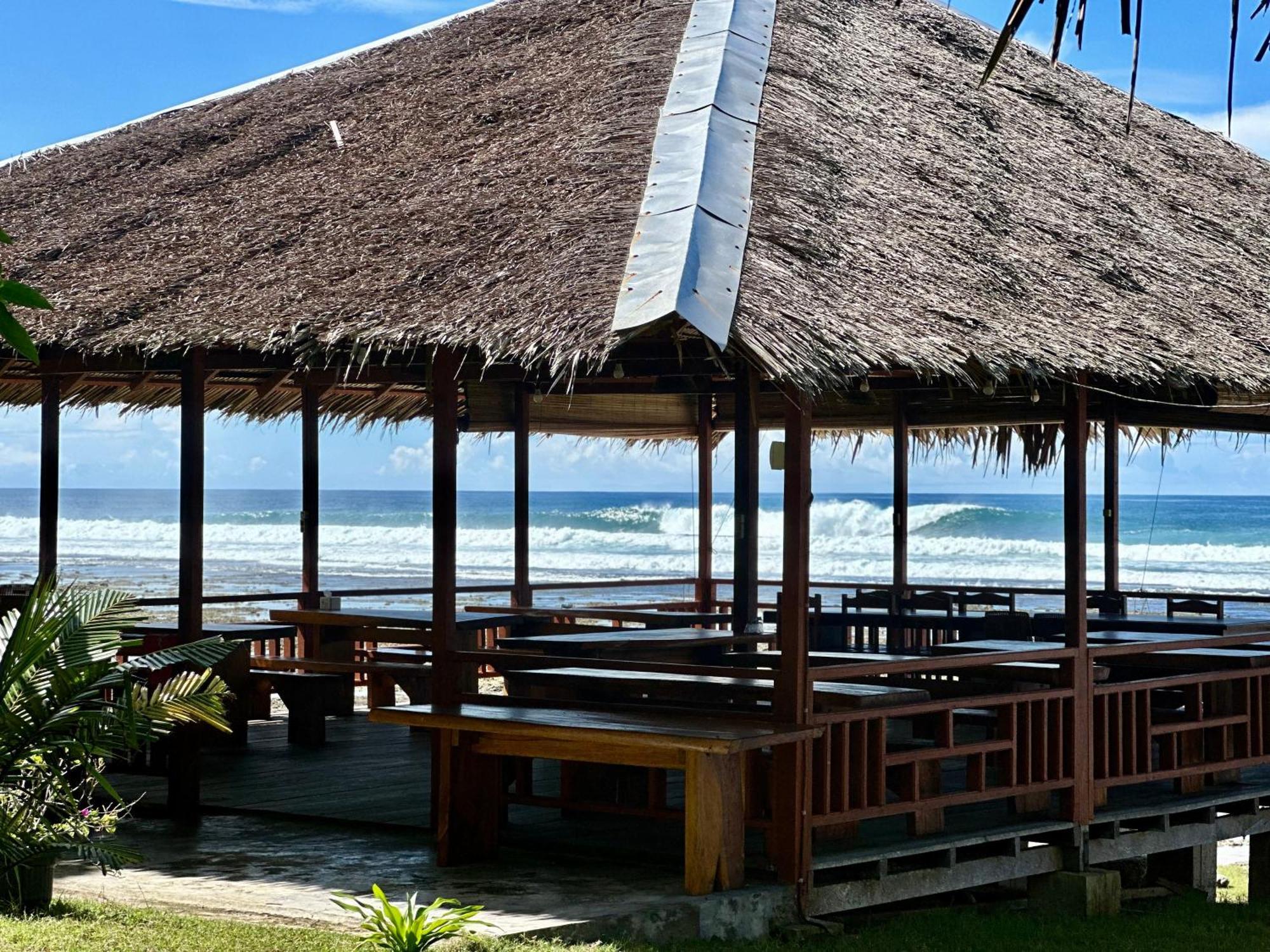 Baturundung Surf Resort Naibos Exterior foto